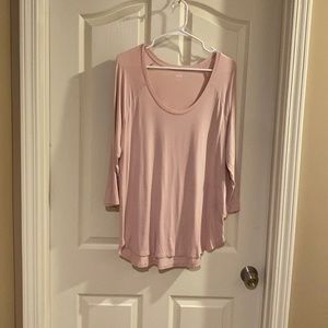 a.n.a long sleeve top. 95% rayon 5% spandex. Dusty rose